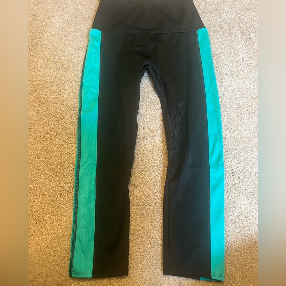 K-Deer black and turquoise striped legging